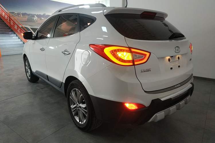 Used Hyundai ix35 2015 2.0L Automatic 2WD Smart Type China IV
