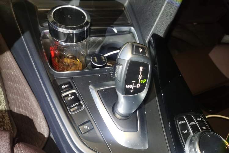 Used BMW 3 Series 2019 320Li Fashion Model
