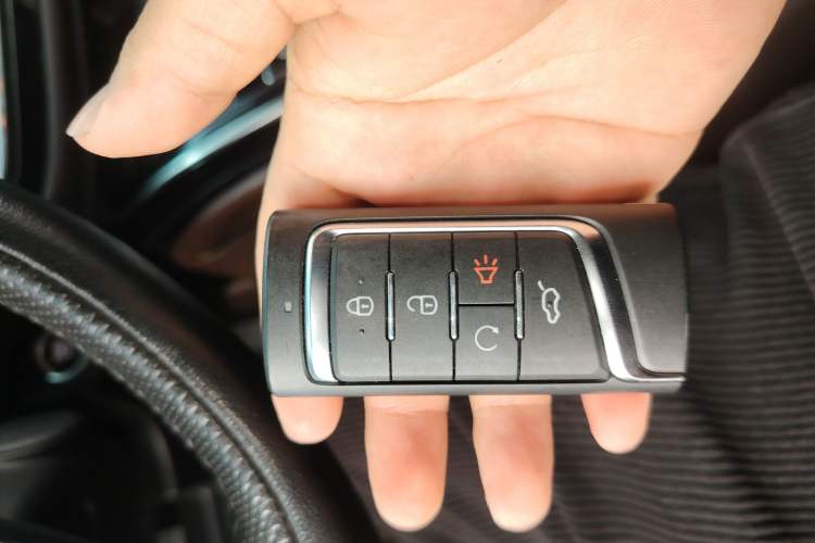 Used GAC Trumpchi M6 2021 270T DCT Luxury Edition (6-seater) Interior 1