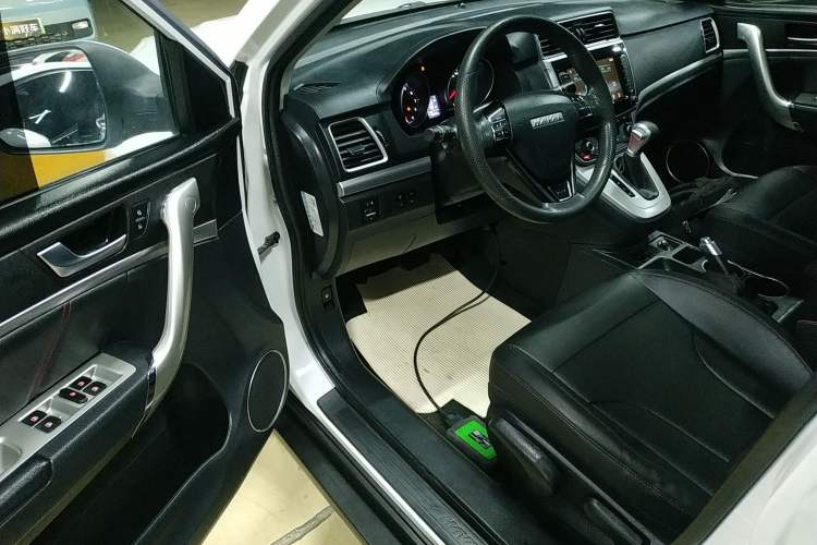 Used Haval M6 2019 1.5T DCT Two-Wheel Drive Value Edition China VI Standard
