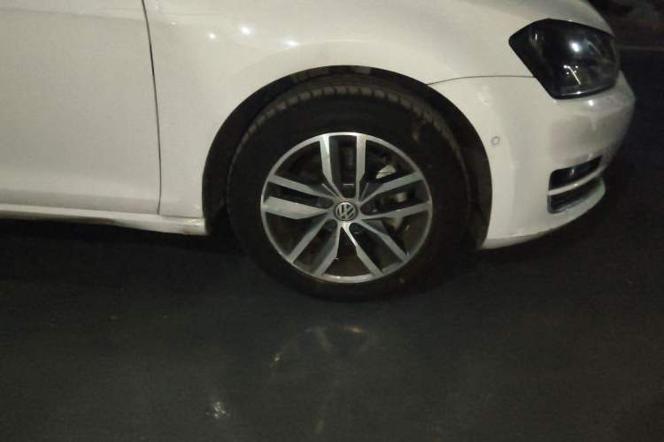 Used Volkswagen Golf 2017 230TSI Automatic Luxury Million-Vehicle Commemorative Edition