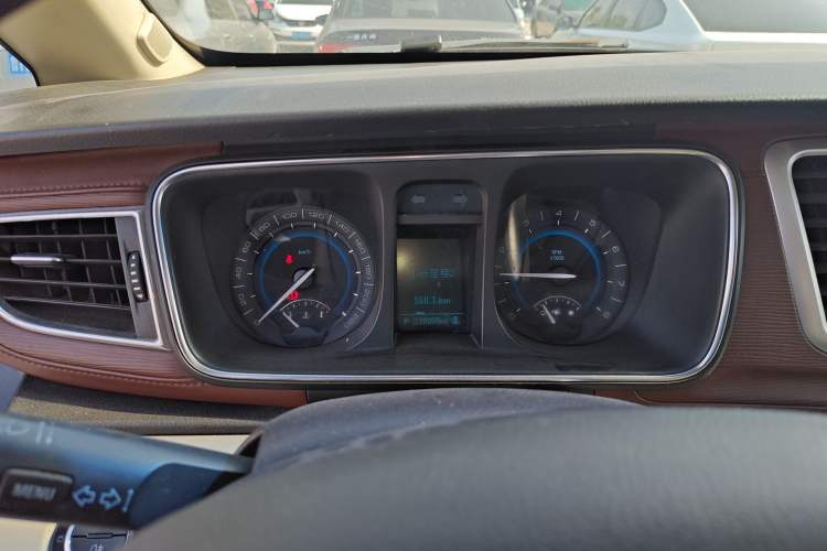 Used Buick GL8 2014 2.4L CT Luxury Business Comfort Edition