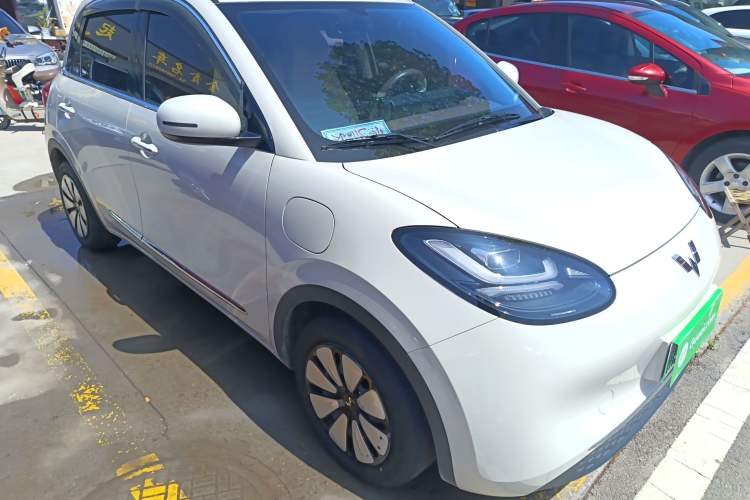 Used Wuling Bingo 2024 333 km Enjoyment Version Front Right 45 Deg