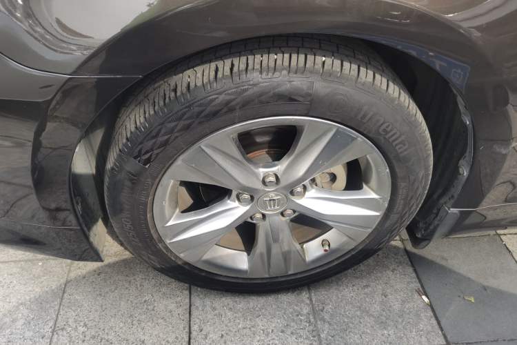 Used Toyota Crown 2015 2.0T Fashion Edition
