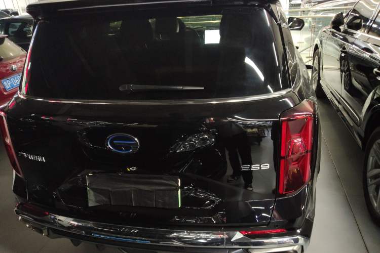 Used GAC Trumpchi ES9 2024 PHEV with 143 km Max