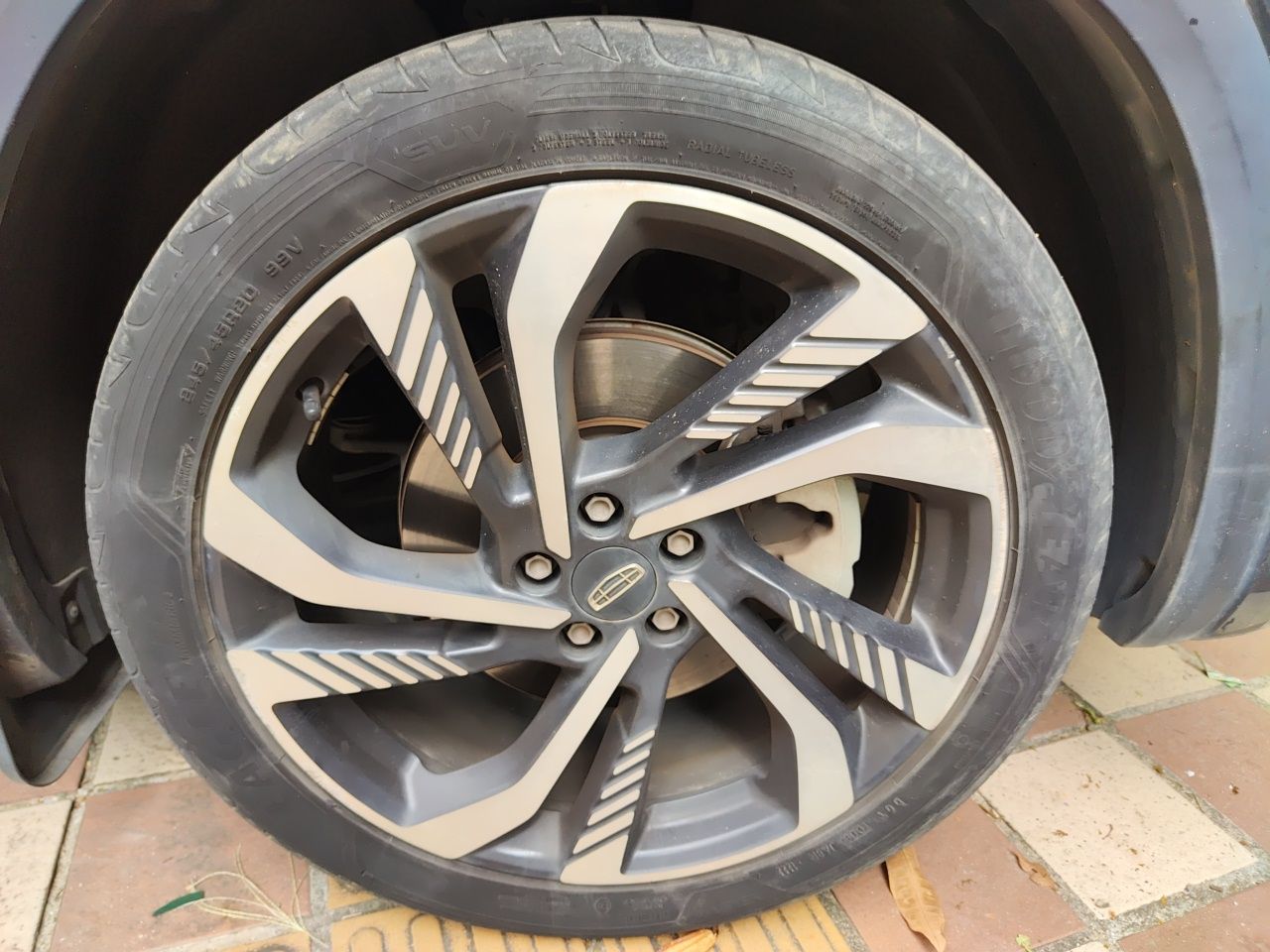 Geely Auto Monjaro L 2021 2.0TD DCT EVO Two-Wheel Drive Smart Luxury Version — снимка 8
