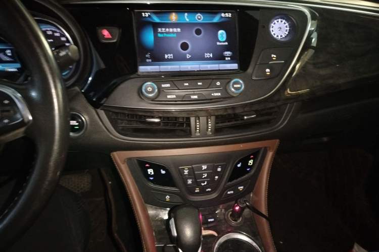 Used Buick Envision 2014 28T Four-Wheel Drive Elite Model
