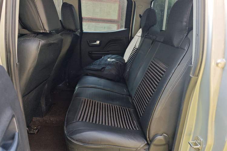 Used Great Wall Wingle 7 2019 2.0T Diesel Two-Wheel Drive Value Edition China VI Standard Big Double Cab GW4D20M
