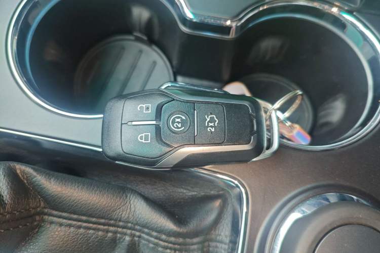 Used Ford Explorer 2016 2.3T Elite Edition
