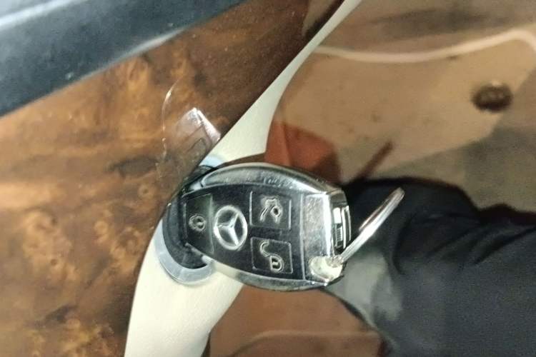 Used Mercedes-Benz M-Class 2012 ML 350 Sport Edition Vehicle Key