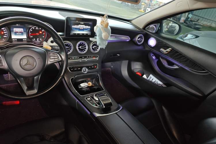 Used Mercedes-Benz C-Class 2015 C 200 station wagon