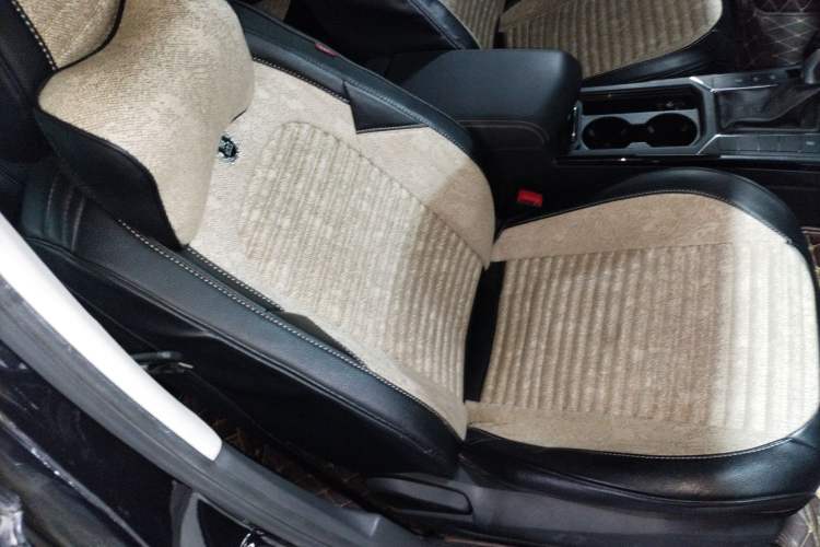 Used Volkswagen Passat 2019 280TSI Business Edition China VI Right Front Seat