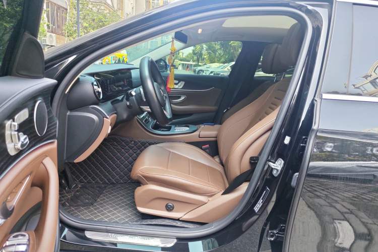 Used Mercedes-Benz E-Class 2019 Restyled E 300 L Sporty and Stylish Edition
