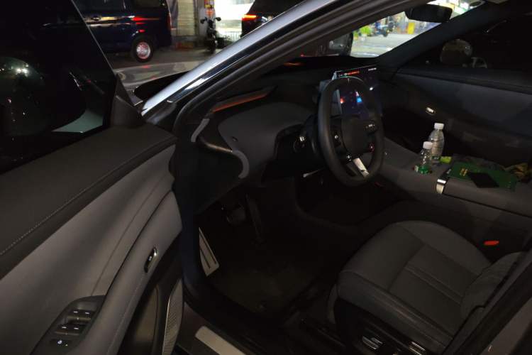 Used Xiaomi Auto YU7 2025 Ultra-Long Range Rear-Wheel Drive Version