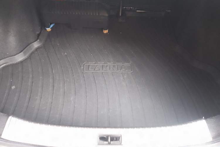 Used Nissan Lannia 2016 1.6L CVT Smart Cool Edition