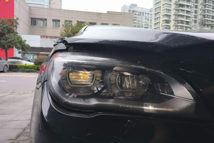 Used BMW 7 Series 2013 740Li Luxury Model Right Front Headlight