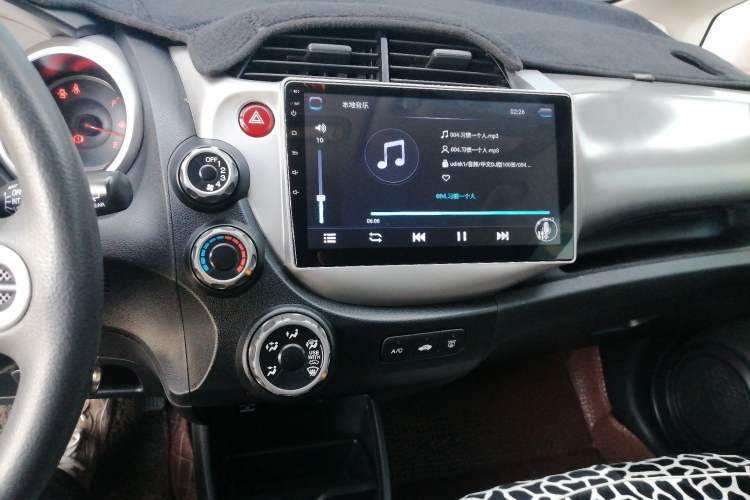 Used Honda Fit 2011 1.3L manual Comfort version
