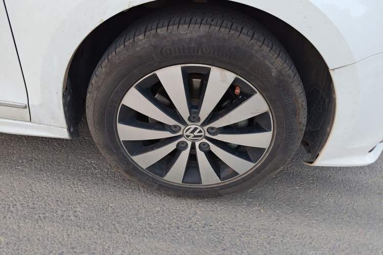 Used Volkswagen Sagitar 2017 230TSI Automatic Comfort Version