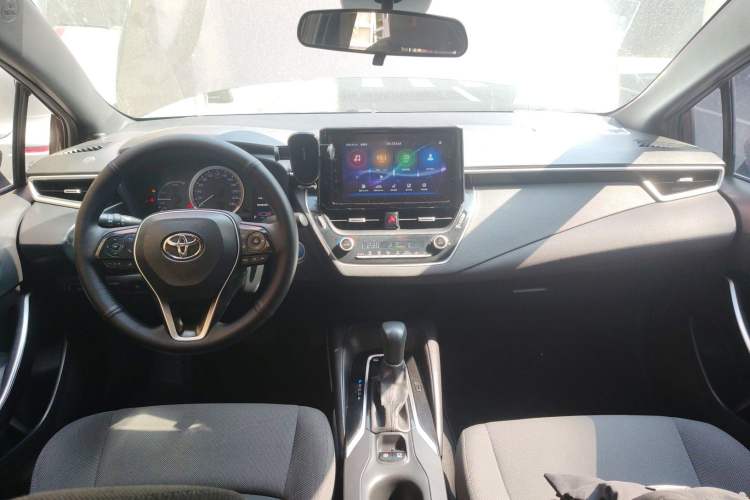 Used Toyota Levin 2019 Dual-Engine 1.8H E-CVT Luxury Edition China VI Standard
