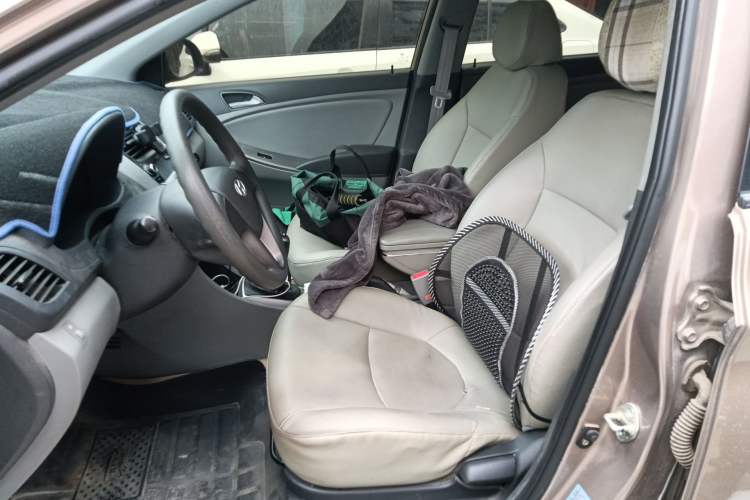 Used Hyundai Verna (older generation) 2016 1.4L Manual Smart GLS Trim
