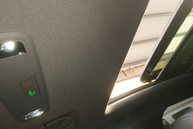 Used Lynk & Co 07 2024 EM-P 126 Long-Range Halo