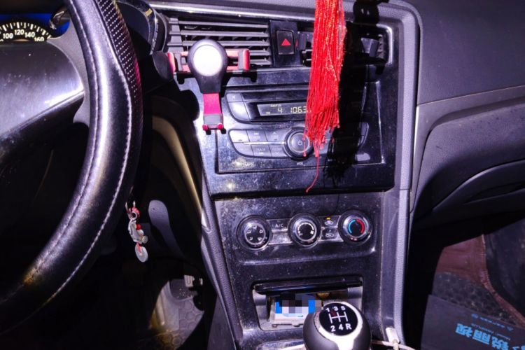 Used Venucia D60 2019 1.6L Entry Manual Fashion Edition