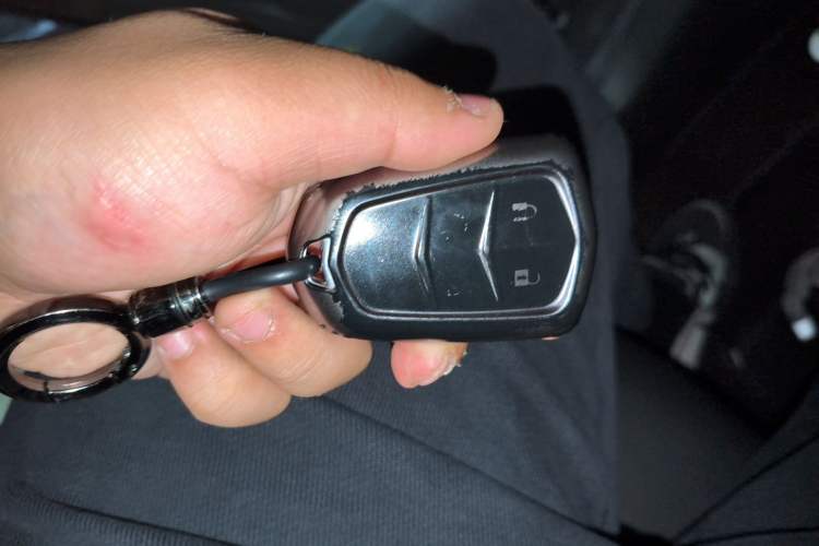 Used Cadillac XT6 2020 28T Six-Seater Luxury Sporty Enjoy-the-Comfort Safety Edition
