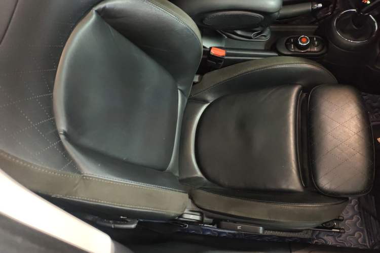 Used MINI MINI 2019 1.5T COOPER Artist Five-Door Edition