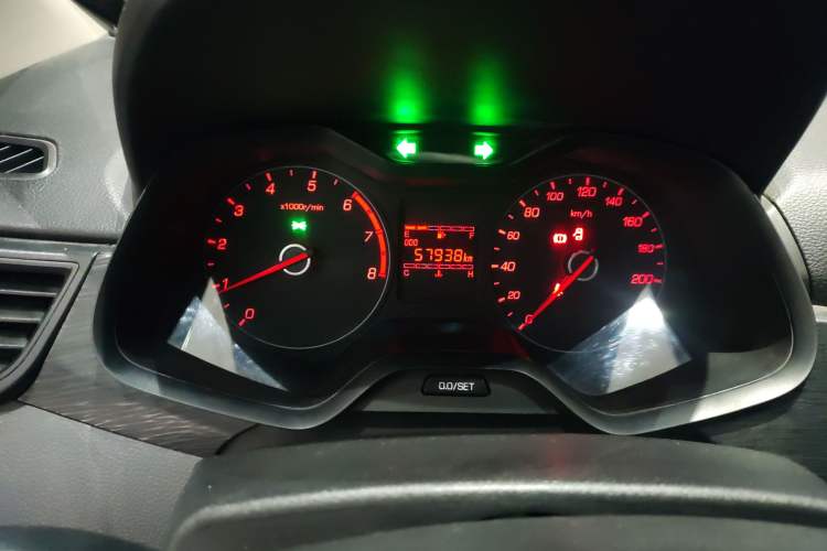 Used Baojun 310 2016 1.2L manual Comfort trim level