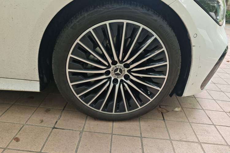 Used Mercedes-Benz CLE 2024 CLE 260 Coupe Right Front Wheel Hub