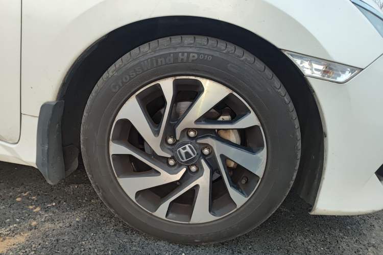 Used Honda Civic 2016 220TURBO CVT Luxury Edition
