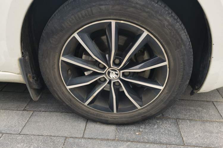 Used Skoda Octavia 2017 1.6L Automatic Smart Drive Edition
