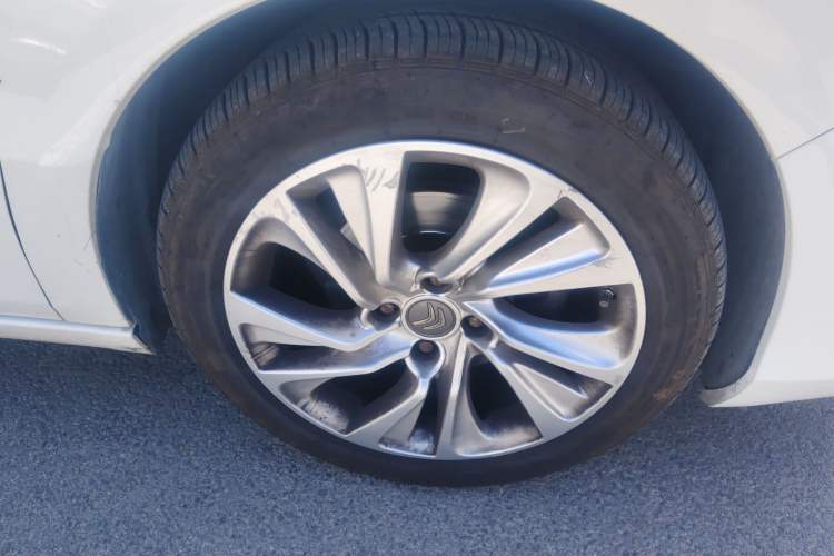 Used Citroen C4L 2015 1.6T Automatic Prestige Edition Right Front Wheel Hub