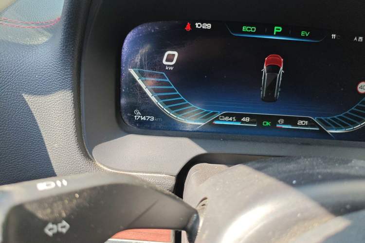 Used BYD Tang New Energy 2018 DM 2.0T All-Wheel Drive Smart Connectivity Luxury Model 7 Seats China V Emission Standard