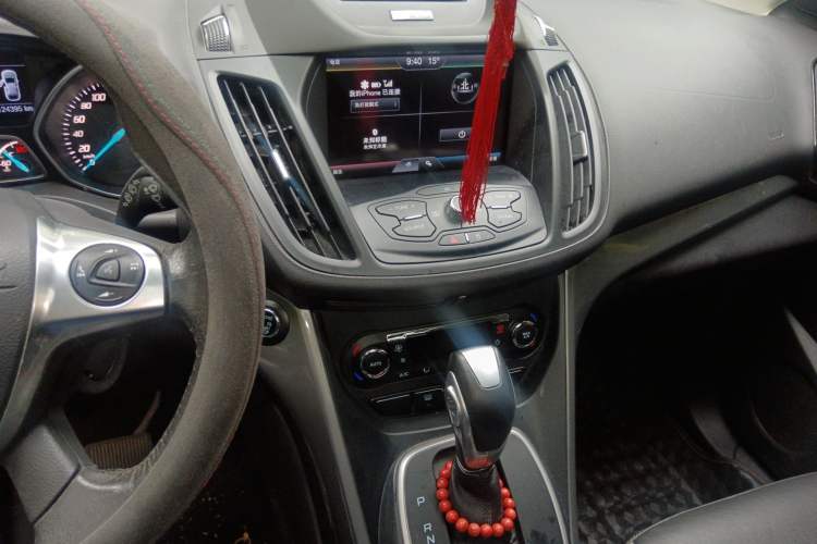 Used Ford Kuga 2015 1.5L GTDi Four-Wheel-Drive Elite Model Audio And AC Panel