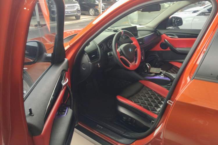 Used BMW X1 2015 sDrive18i Fashion Upgrade Edition Driver Seat