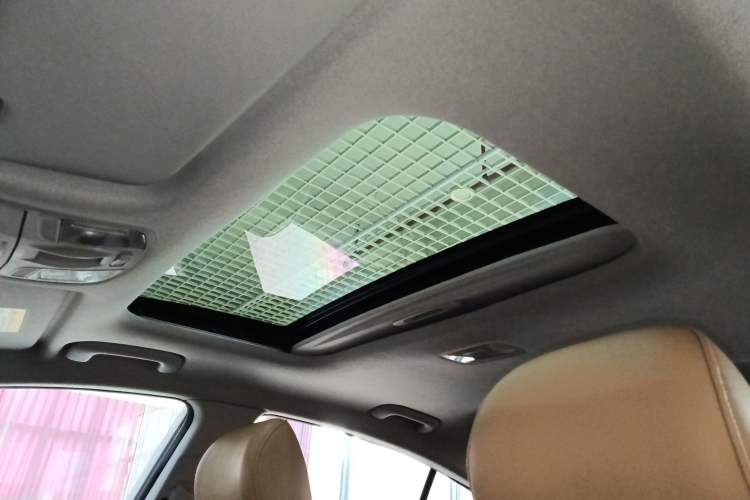 Used Hyundai Elantra (6th Generation / Lingdong) 2016 1.6L Automatic ZhiXuan · Youth Edition
