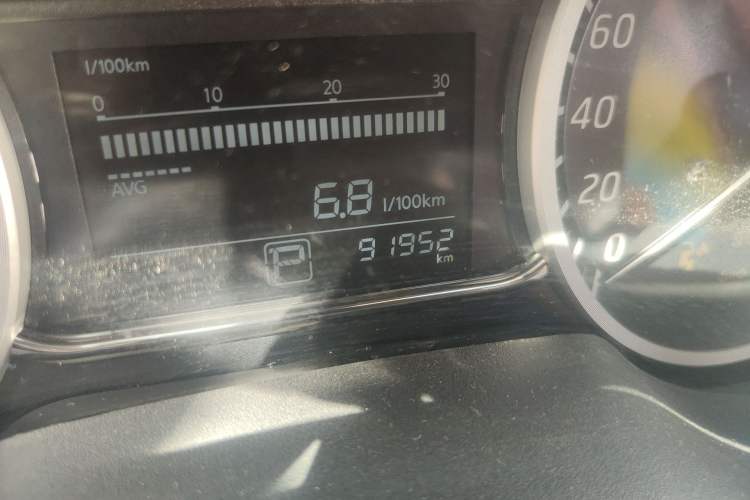 Used Nissan Sylphy 2022 Classic 1.6XE CVT Comfort Edition Odometer Close Up