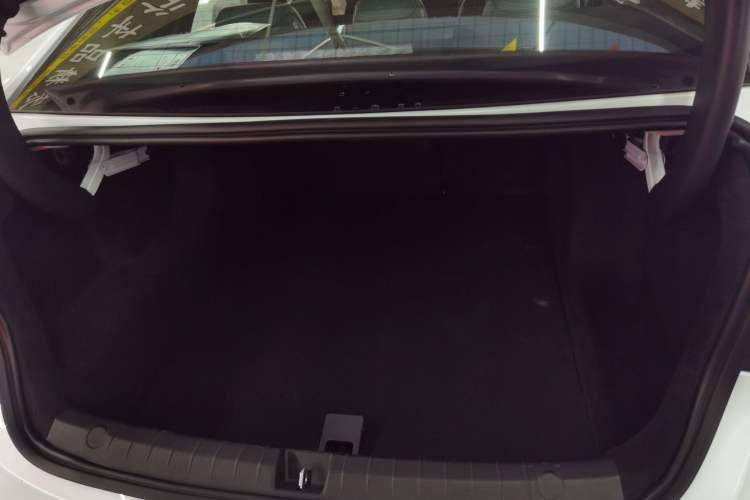 Used BYD Qin PLUS 2025 DM-i Smart Drive 55KM Leading Model
