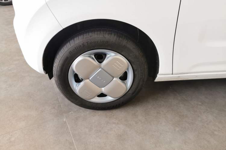 Used Geely Galaxy Panda 2024 Panda Mini 200km Endurance Bear Exterior 2