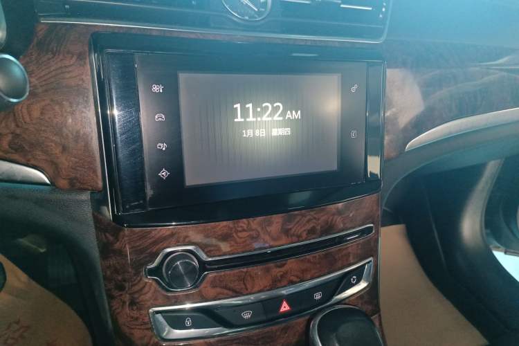 Used Dongfeng Aeolus A9 2016 1.8T Luxury Model
