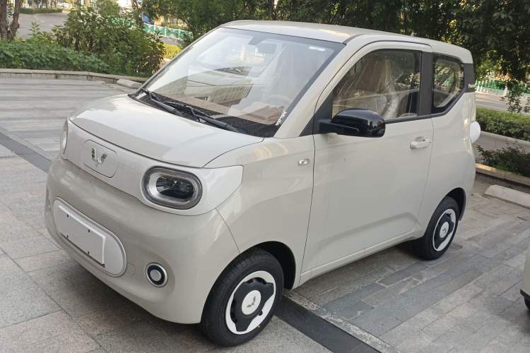 Used Wuling Hongguang MINIEV 2024 3rd Generation 215km Youth Edition