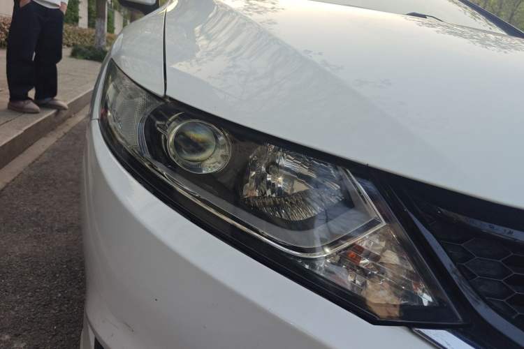 Used Honda Jade 2016 1.8L Automatic Comfort Elite Version 5 Seats
