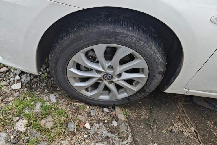 Used Nissan Sylphy 2021 Classic 1.6XL CVT Luxury Edition Left Front Wheel Hub