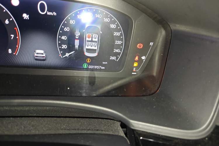 Used Honda Civic 2023 240TURBO CVT Dynamic Edition Odometer Close Up