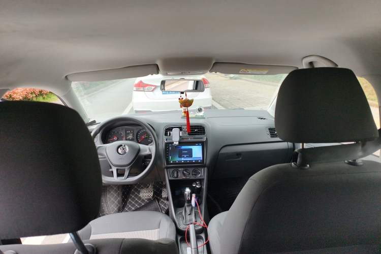 Used Volkswagen Polo 2018 1.5L Automatic Advanced Driving Model Headliner