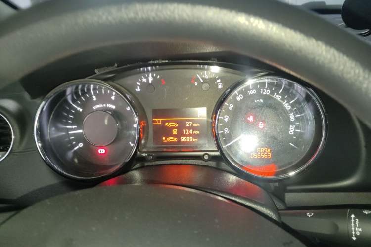 Used Peugeot 3008 2018 2.0L Automatic Classic Edition Instrument Cluster