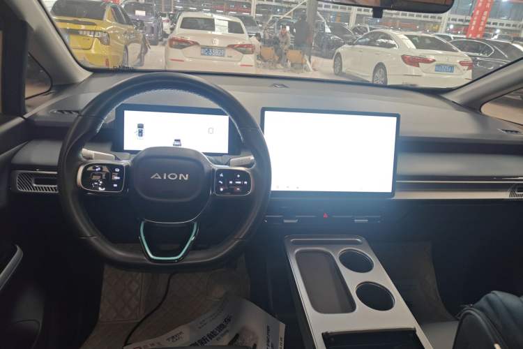 Used AION Y 2022 Plus 70 Smart Edition
