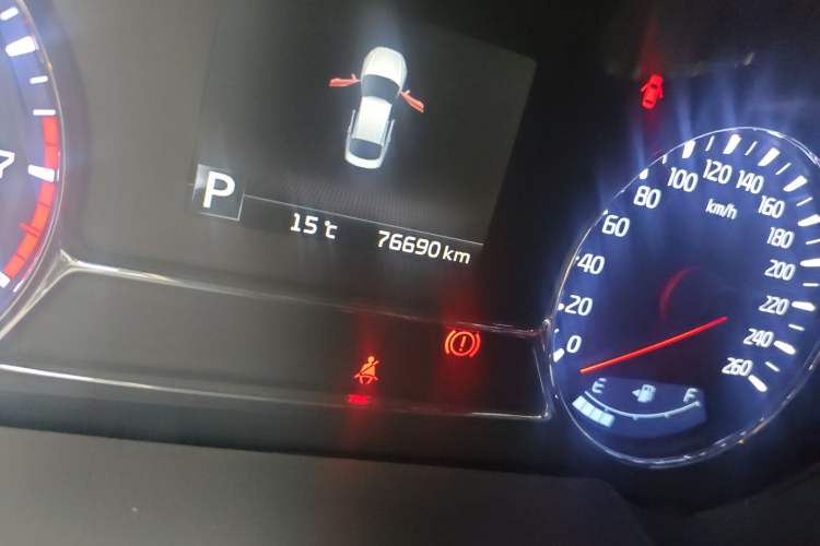 Used Kia K5 2015 2.0L Automatic LUX