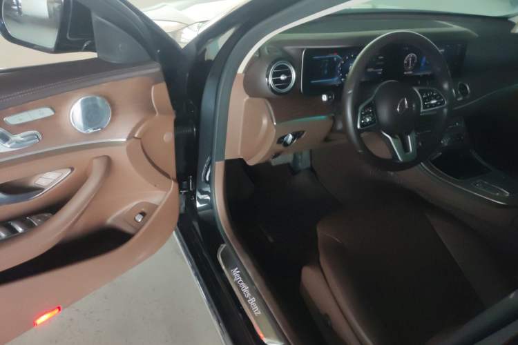 Used Mercedes-Benz E-Class 2019 Restyled E 300 L Luxury Edition Driver Seat